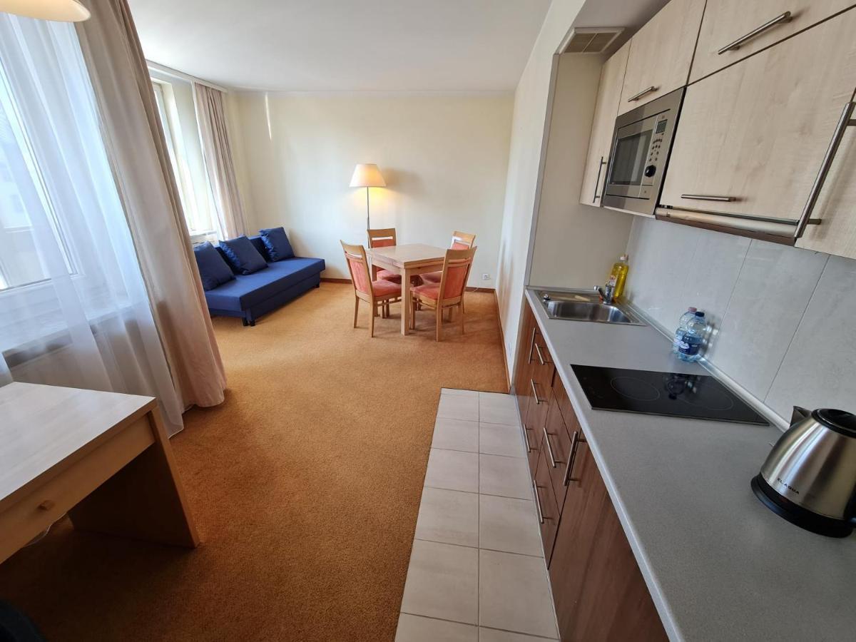 10Q - Z6 Apartament 804 Lägenhet Warszawa Exteriör bild