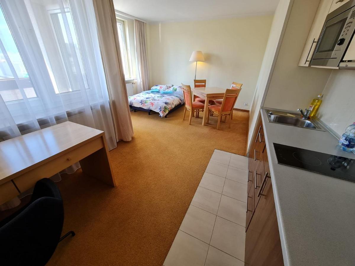 10Q - Z6 Apartament 804 Lägenhet Warszawa Exteriör bild